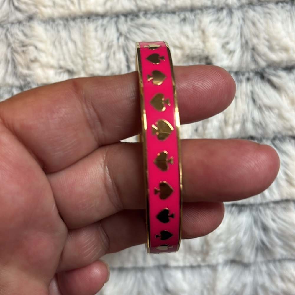 Kate Spade ♠️“Live Colorfully” Hot Pink w/Gold‎ Spades Idiom Bangle Bracelet - Picture 11 of 11